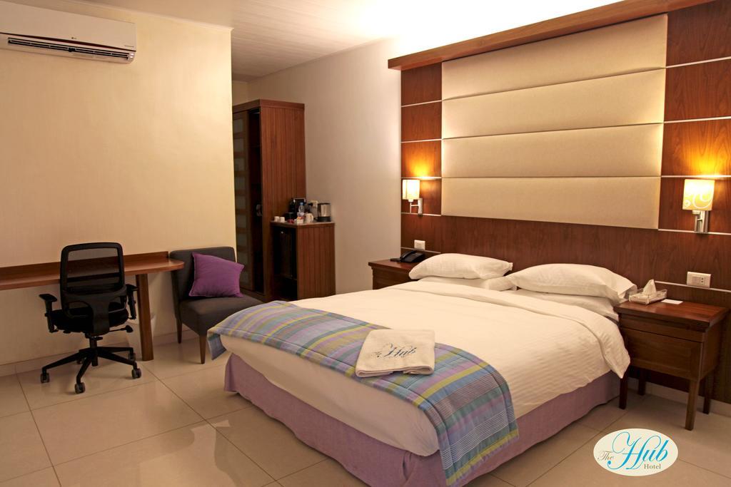 The Hub Hotel New England Стая снимка