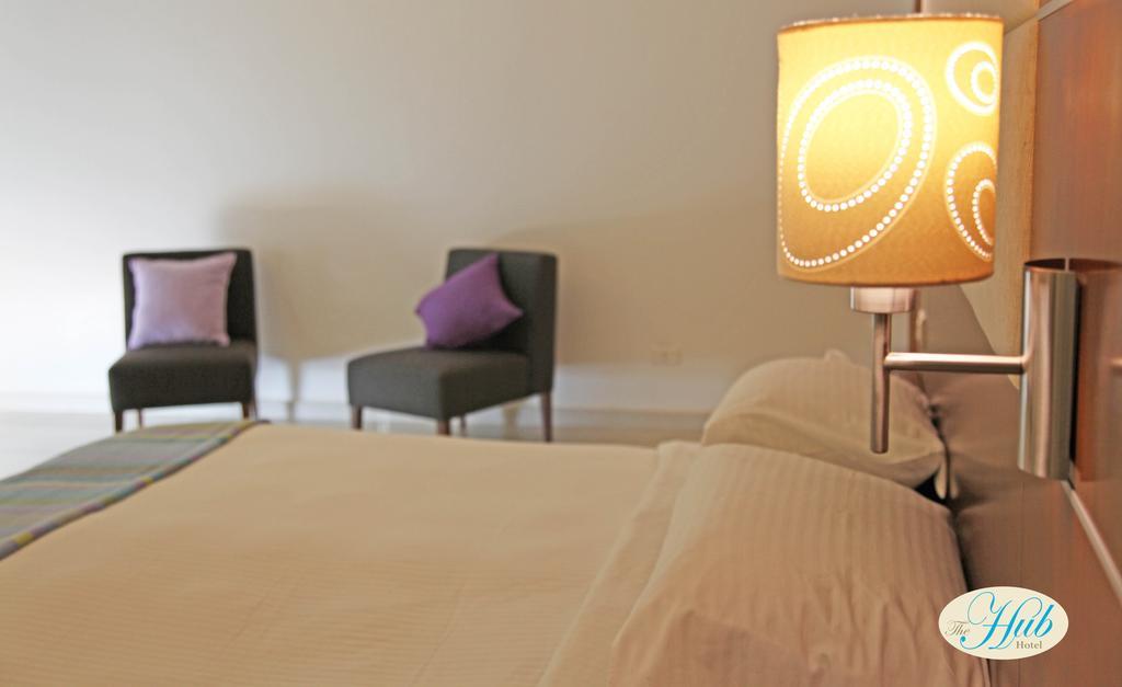 The Hub Hotel New England Стая снимка
