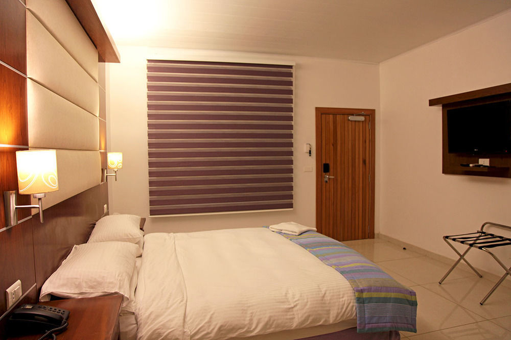 The Hub Hotel New England Екстериор снимка
