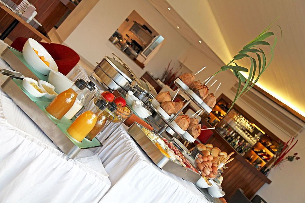 The Hub Hotel New England Екстериор снимка